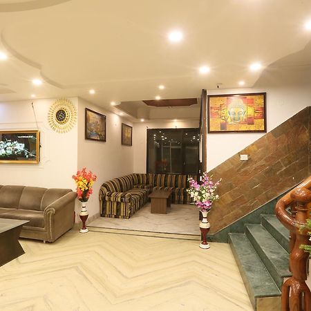 Hotel Katra Residency Dış mekan fotoğraf