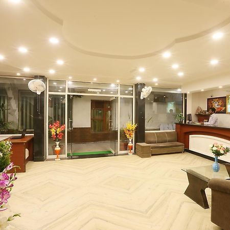 Hotel Katra Residency Dış mekan fotoğraf
