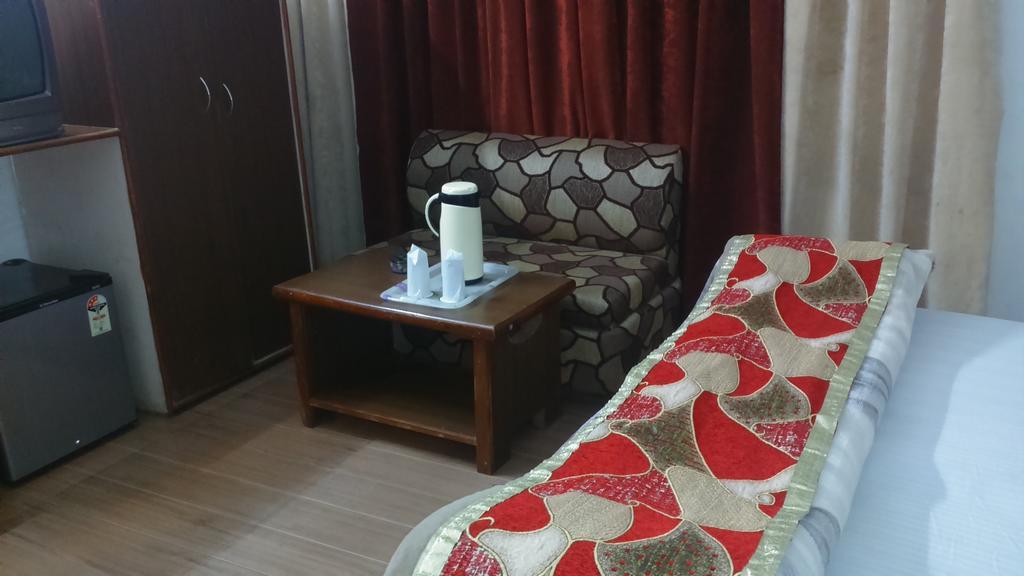 Hotel Katra Residency Dış mekan fotoğraf