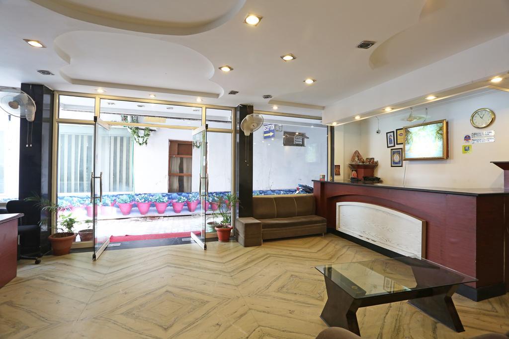 Hotel Katra Residency Dış mekan fotoğraf
