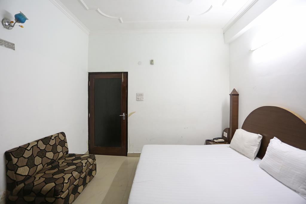 Hotel Katra Residency Dış mekan fotoğraf