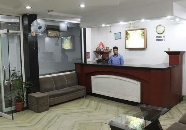 Hotel Katra Residency Dış mekan fotoğraf