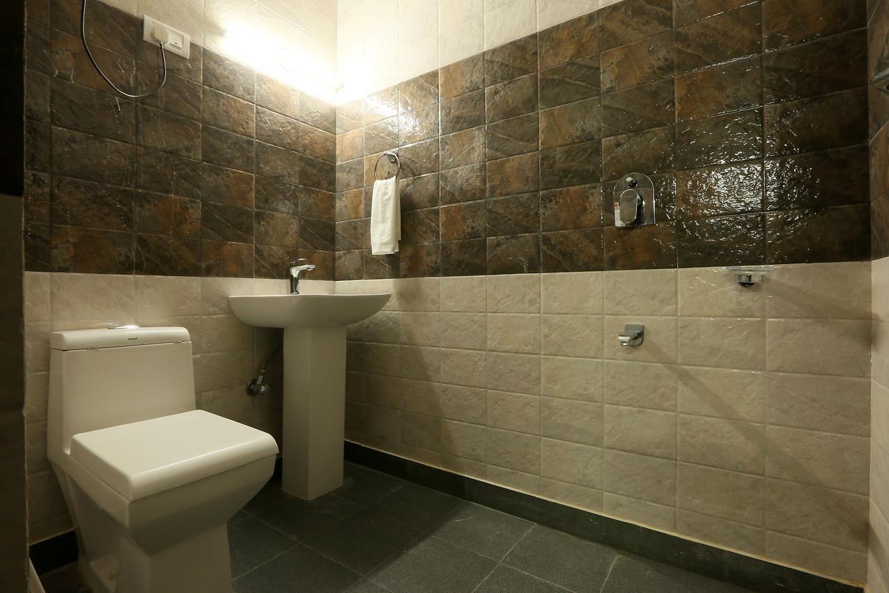 Hotel Katra Residency Dış mekan fotoğraf