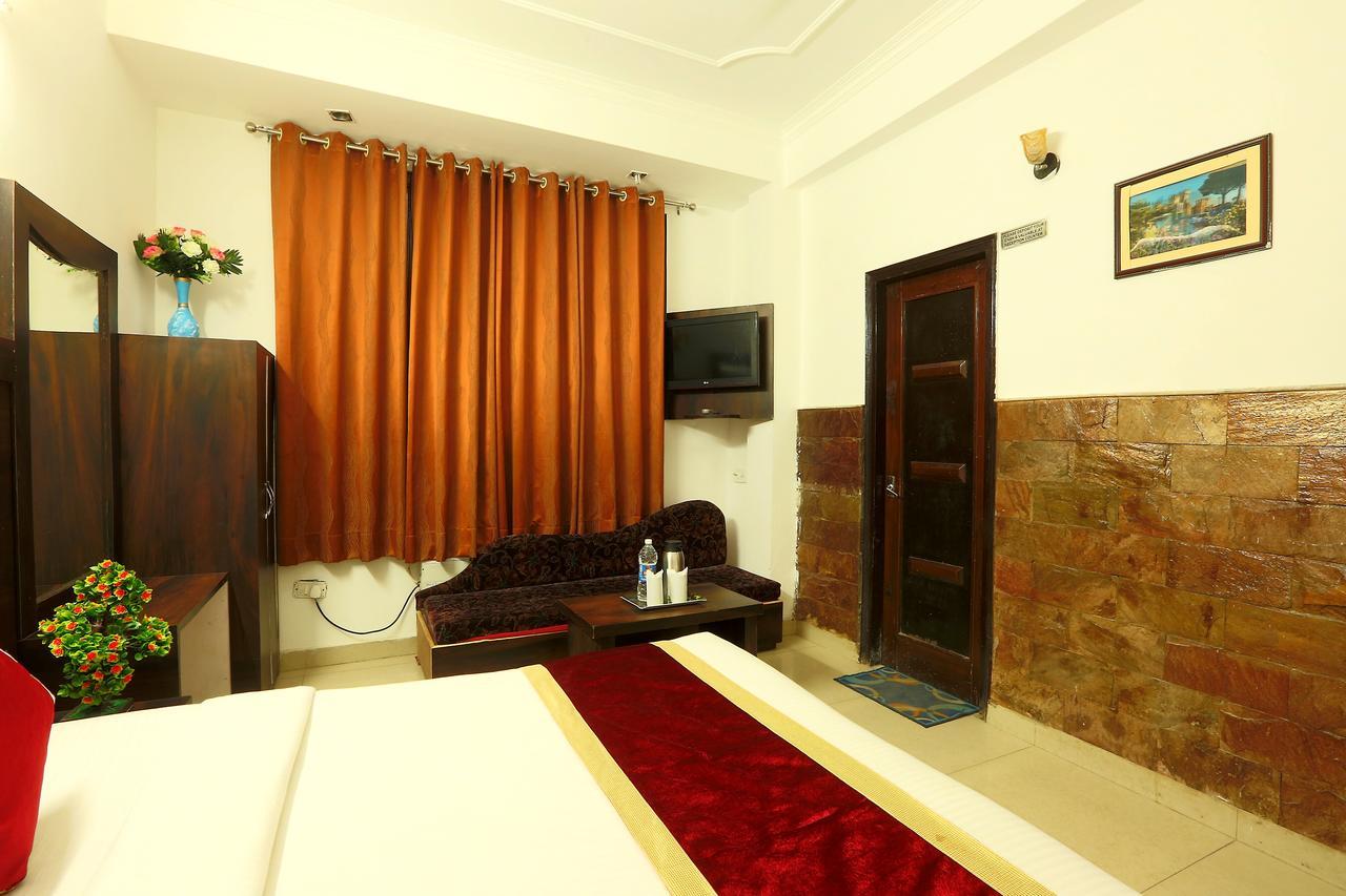 Hotel Katra Residency Dış mekan fotoğraf