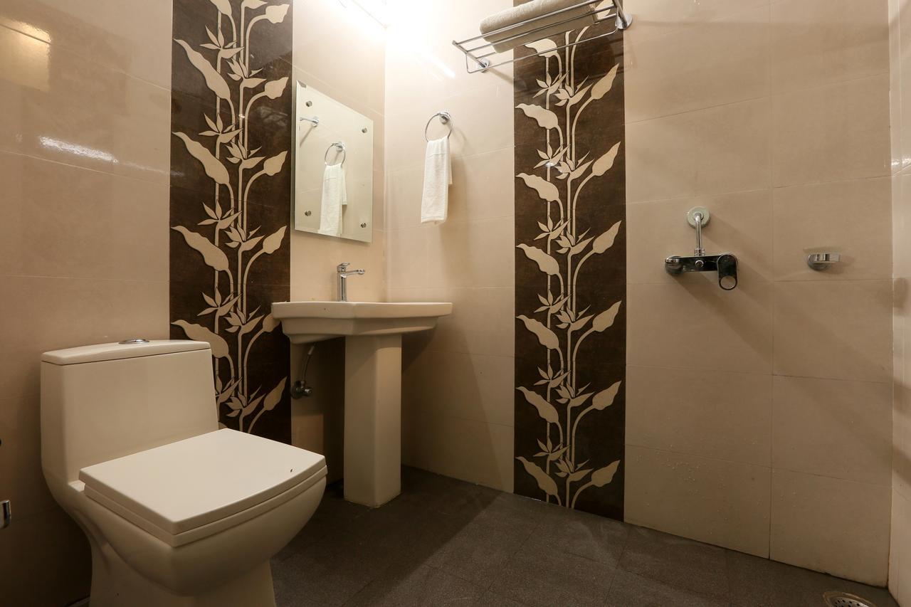 Hotel Katra Residency Dış mekan fotoğraf