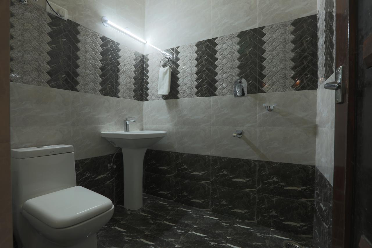 Hotel Katra Residency Dış mekan fotoğraf