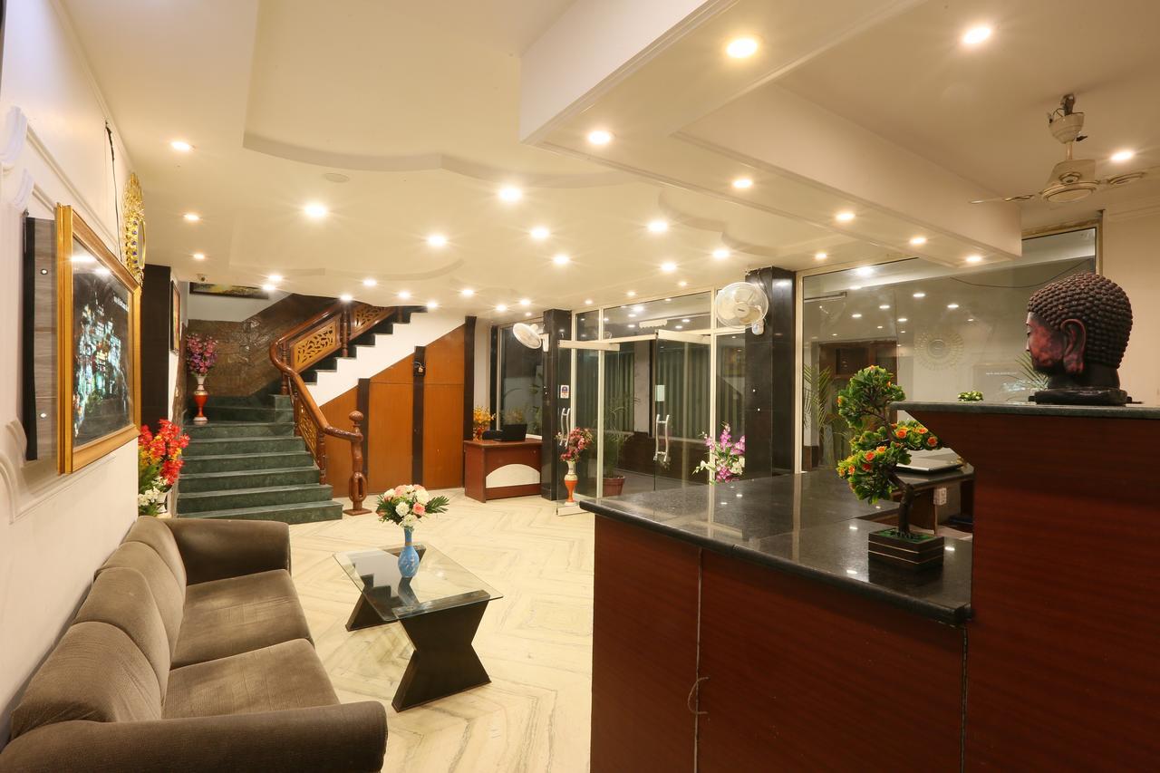 Hotel Katra Residency Dış mekan fotoğraf