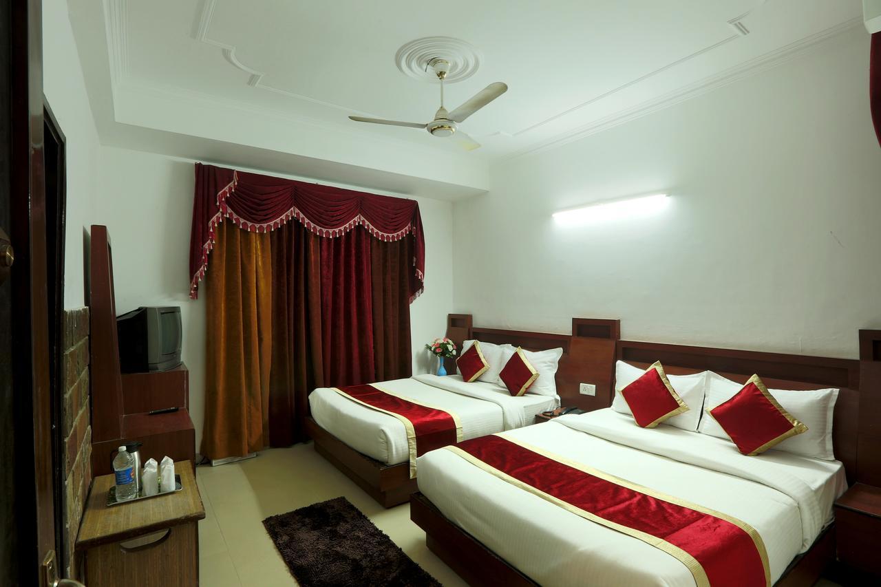 Hotel Katra Residency Dış mekan fotoğraf