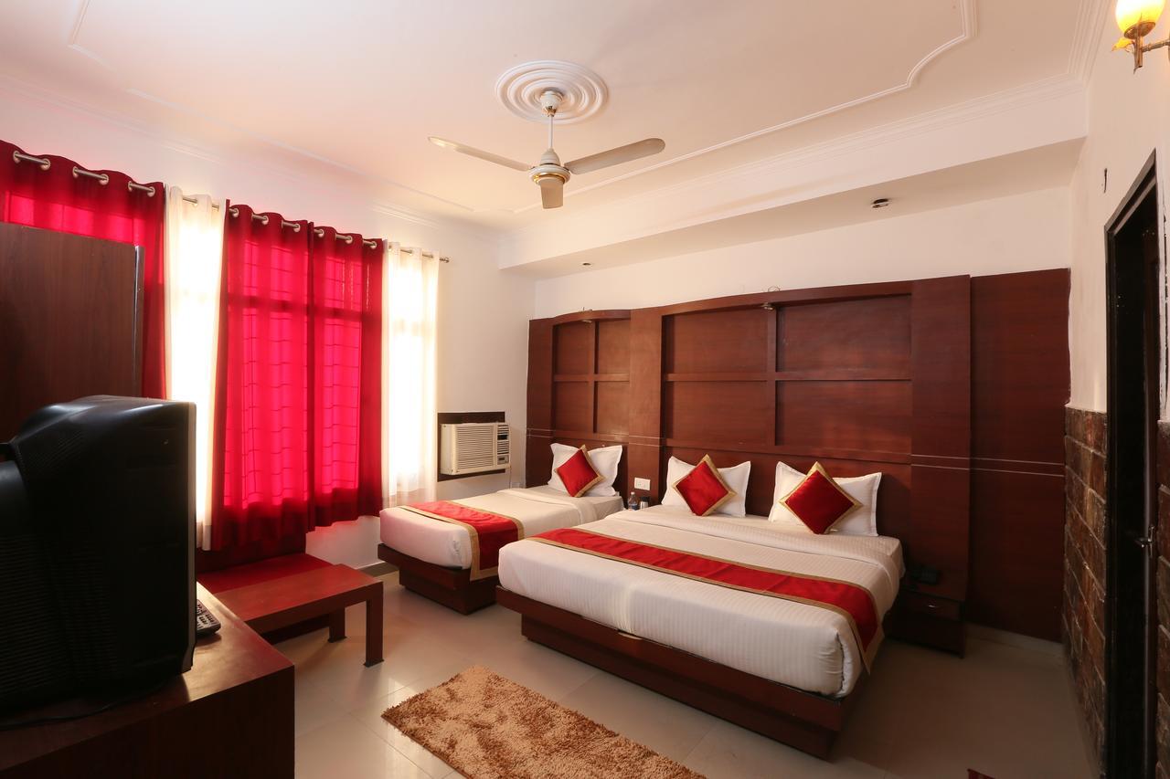 Hotel Katra Residency Dış mekan fotoğraf