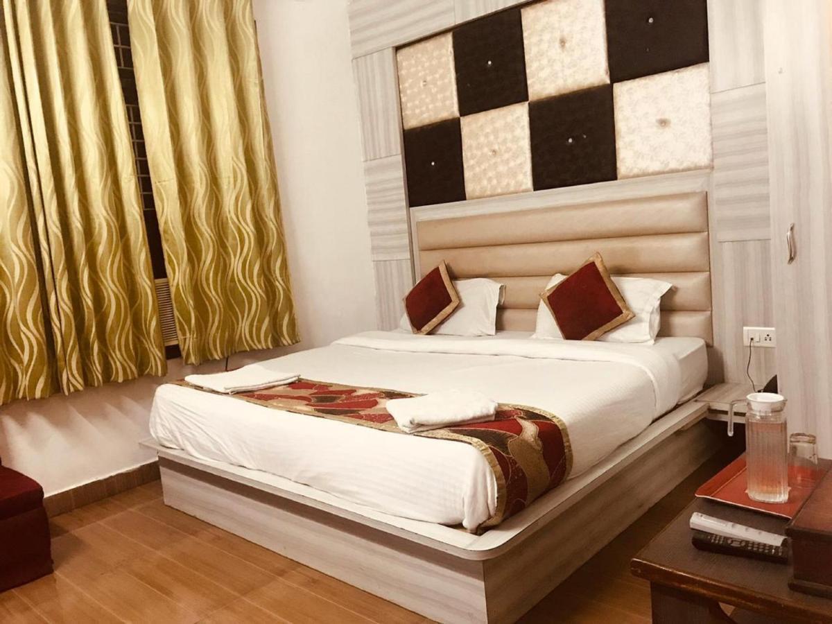 Hotel Katra Residency Dış mekan fotoğraf